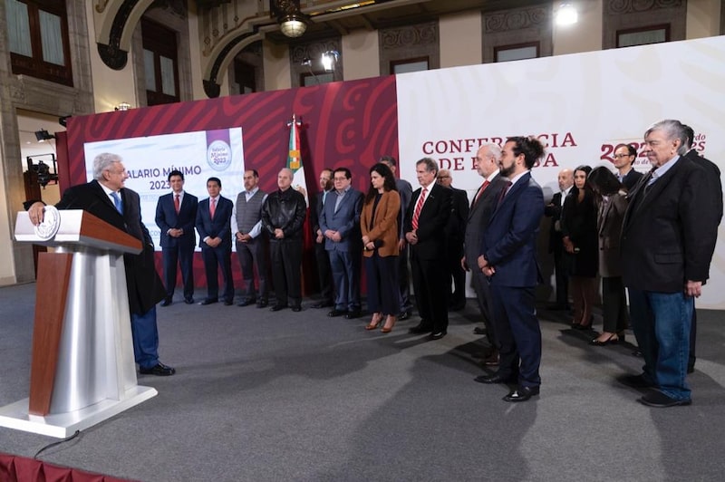 El salario mínimo en México aumenta a 207.44 pesos diarios para 2023. El salario mínimo en México aumenta a 207.44 pesos diarios para 2023.