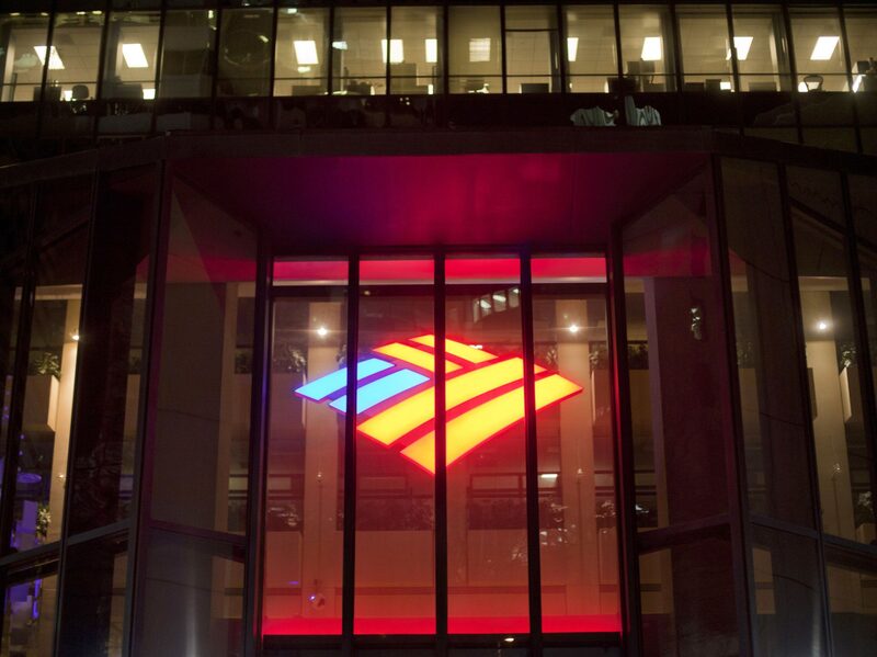 El logotipo de Bank of America Corp. en Charlotte, Carolina del Norte. El logotipo de Bank of America Corp. en Charlotte, Carolina del Norte.