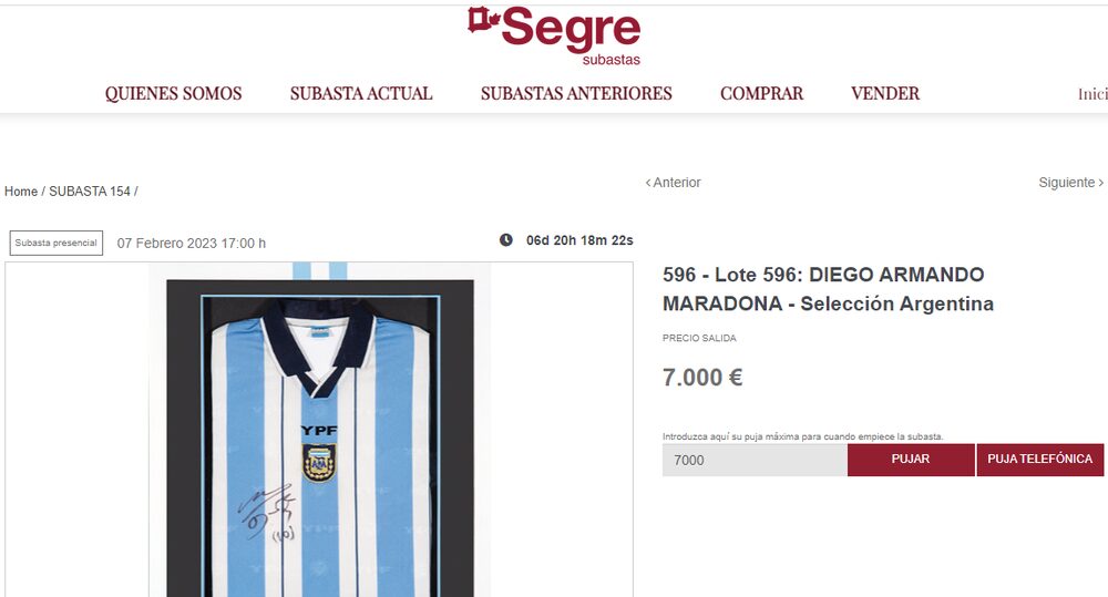 Subastan camiseta firmada por Maradona Subastan camiseta firmada por Maradona