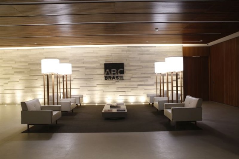 ABC Brasil vê potencial de crescimento de base de clientes com empresas de médio porte e com sua recém-lançada corretora de seguros ABC Brasil vê potencial de crescimento de base de clientes com empresas de médio porte e com sua recém-lançada corretora de seguros