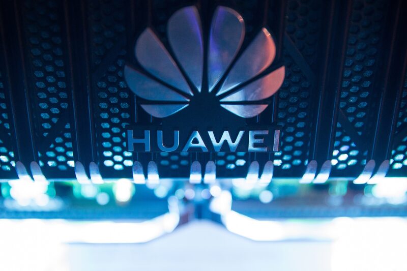 Las tensiones en torno a la nueva generación de chips de Huawei subrayan lo frágiles que siguen siendo las relaciones entre EE.UU. y China, incluso después de que alcanzaran una tregua arancelaria este mes en Suiza. Las tensiones en torno a la nueva generación de chips de Huawei subrayan lo frágiles que siguen siendo las relaciones entre EE.UU. y China, incluso después de que alcanzaran una tregua arancelaria este mes en Suiza.