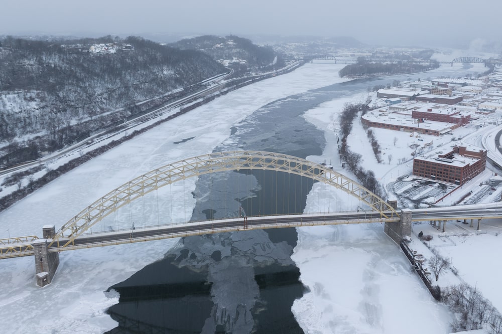 El río Ohio cubierto de hielo en Pittsburgh, Pensilvania, EE.UU., el lunes 26 de enero de 2026. El río Ohio cubierto de hielo en Pittsburgh, Pensilvania, EE.UU., el lunes 26 de enero de 2026.