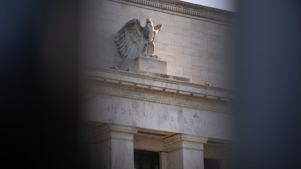 Dos jefes regionales de Fed apoyaron en julio alza de 1% en tasa de descuento Dos jefes regionales de Fed apoyaron en julio alza de 1% en tasa de descuento