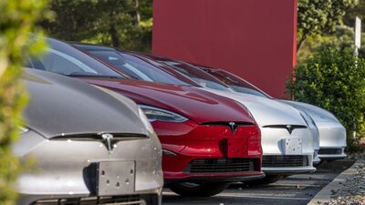 Vendas da Tesla crescem e ameaçam superar números da Audi Vendas da Tesla crescem e ameaçam superar números da Audi