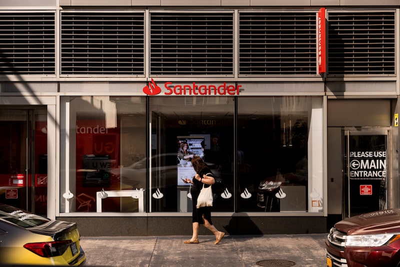 El Banco Santander busca acelerar su expansión en América tras la venta de su unidad en Polonia El Banco Santander busca acelerar su expansión en América tras la venta de su unidad en Polonia