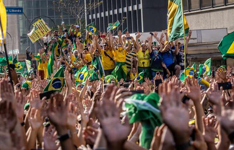Última semana antes das eleições será marcada pela última safra de pesquisas de opinião e debates entre os candidatos na televisão aberta Última semana antes das eleições será marcada pela última safra de pesquisas de opinião e debates entre os candidatos na televisão aberta