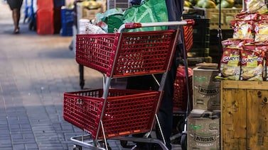 Economia brasileira acelera no primeiro tri com estímulos de Lula antes da eleição Economia brasileira acelera no primeiro tri com estímulos de Lula antes da eleição