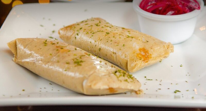 En cada país de Centroamérica, el tamal varía por su tamaño e ingredientes. En cada país de Centroamérica, el tamal varía por su tamaño e ingredientes.