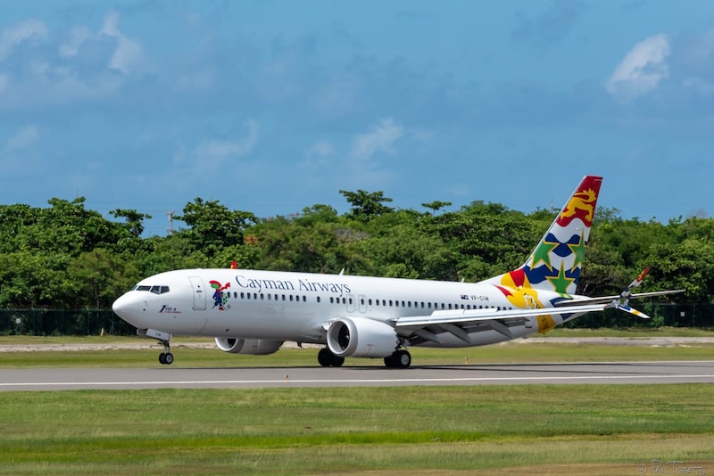 The Cayman Islands and Honduras are linked by weekly flights The Cayman Islands and Honduras are linked by weekly flights