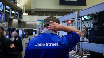 Jane Street bate rivais de Wall Street e distribui em média US$ 2,68 mi por funcionário Jane Street bate rivais de Wall Street e distribui em média US$ 2,68 mi por funcionário