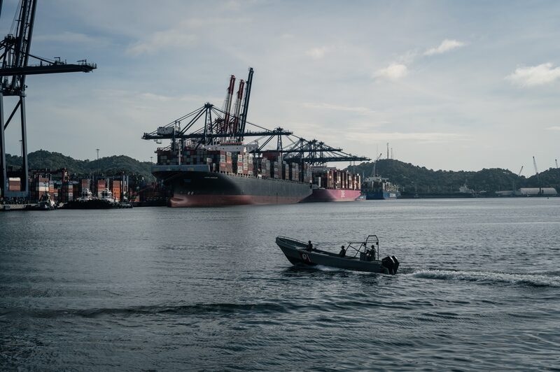 El presidente de Estados Unidos, Donald Trump, ha exigido que México y Canadá hagan más para restringir el flujo de migrantes y fentanilo hacia Estados Unidos o se enfrentarán a aranceles del 25%. (Foto: Mayolo Lopez Gutierrez/Bloomberg). El presidente de Estados Unidos, Donald Trump, ha exigido que México y Canadá hagan más para restringir el flujo de migrantes y fentanilo hacia Estados Unidos o se enfrentarán a aranceles del 25%. (Foto: Mayolo Lopez Gutierrez/Bloomberg).