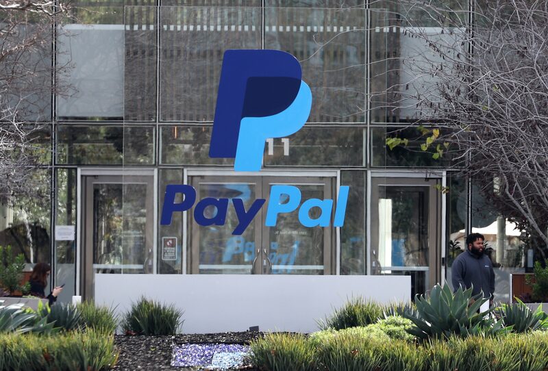 La sede de PayPal en California. La sede de PayPal en California.
