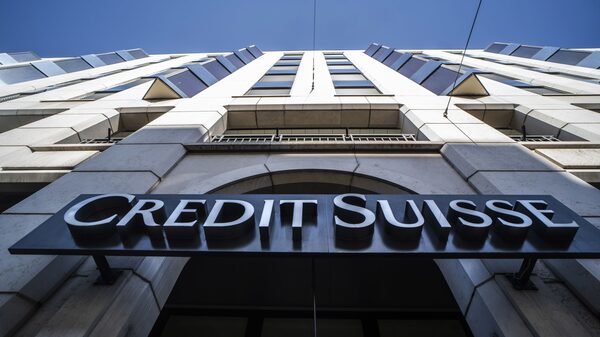 Credit Suisse evalúa recortar miles de empleos en plan para recuperar rentabilidad Credit Suisse evalúa recortar miles de empleos en plan para recuperar rentabilidad