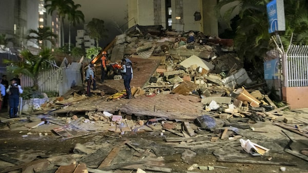 Venezuela busca sobreviventes de terremoto e prepara fundo de US$ 200 milhões Venezuela busca sobreviventes de terremoto e prepara fundo de US$ 200 milhões