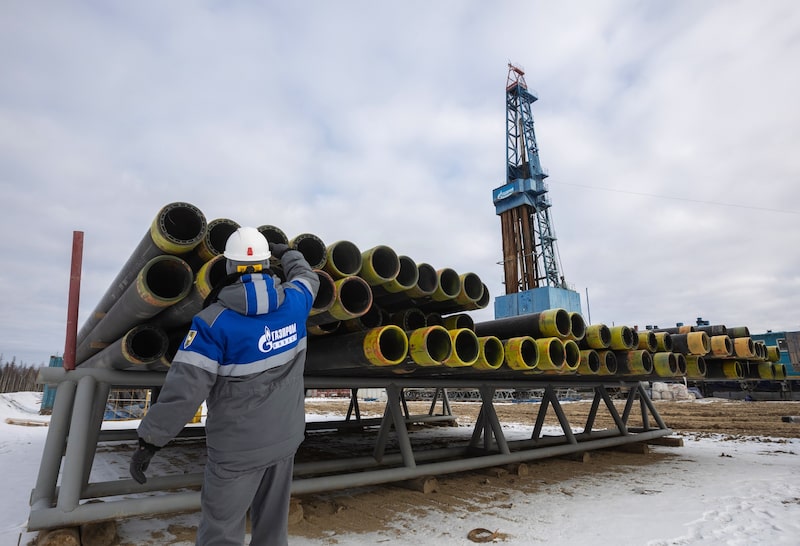 EE.UU. permite que expire la exención de venta de petróleo a Rusia pese a la estrechez del mercado EE.UU. permite que expire la exención de venta de petróleo a Rusia pese a la estrechez del mercado