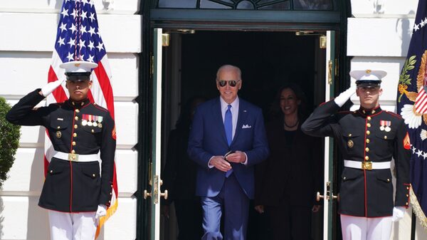 Los Biden declaran US$610.702 en ingresos del año pasado; recortan sus donaciones Los Biden declaran US$610.702 en ingresos del año pasado; recortan sus donaciones