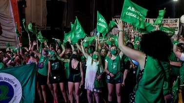 De Colombia a Chile: la ola conservadora en América Latina pone a prueba las leyes sobre el aborto De Colombia a Chile: la ola conservadora en América Latina pone a prueba las leyes sobre el aborto
