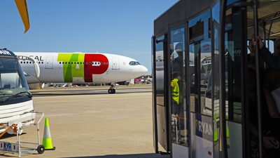 Air France planeja fazer oferta para comprar fatia da aérea portuguesa TAP Air France planeja fazer oferta para comprar fatia da aérea portuguesa TAP