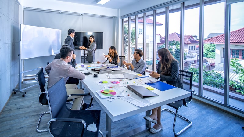 Fusiones y adquisiciones Fusiones y adquisiciones