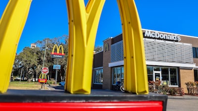 McDonald’s desacelera su crecimiento en EE.UU. por segundo trimestre consecutivo McDonald’s desacelera su crecimiento en EE.UU. por segundo trimestre consecutivo