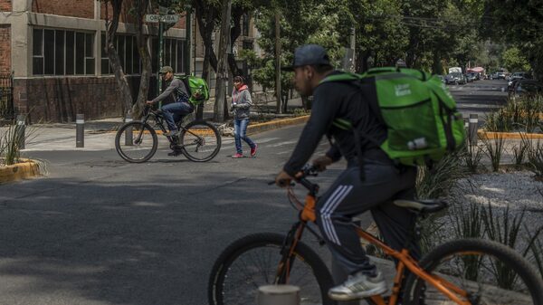 IMSS afiliará hasta 500.000 conductores y repartidores de Uber, Beat, DiDi y Rappi IMSS afiliará hasta 500.000 conductores y repartidores de Uber, Beat, DiDi y Rappi