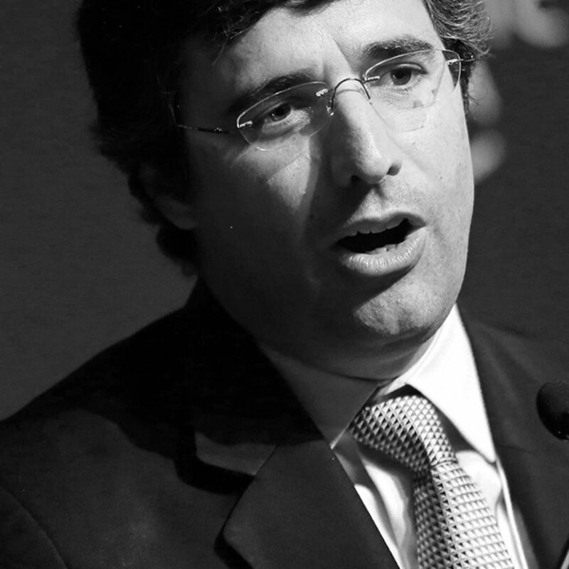 André Esteves André Esteves