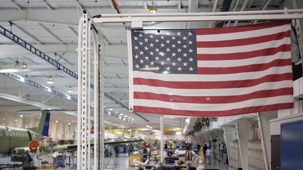 Empresas de EE.UU. redujeron las contrataciones en noviembre, según ADP Empresas de EE.UU. redujeron las contrataciones en noviembre, según ADP