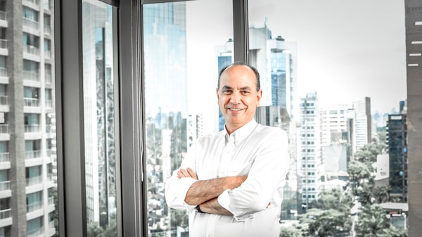 Simpar quer fazer ‘mais com menos’ em guinada após injeção de capital, diz CEO Simpar quer fazer ‘mais com menos’ em guinada após injeção de capital, diz CEO