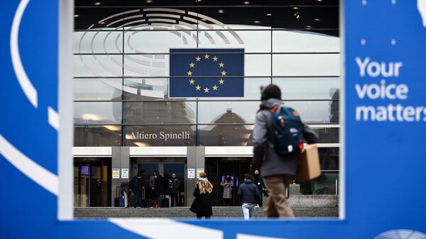 Crece escándalo de corrupción entre la UE y Catar Crece escándalo de corrupción entre la UE y Catar