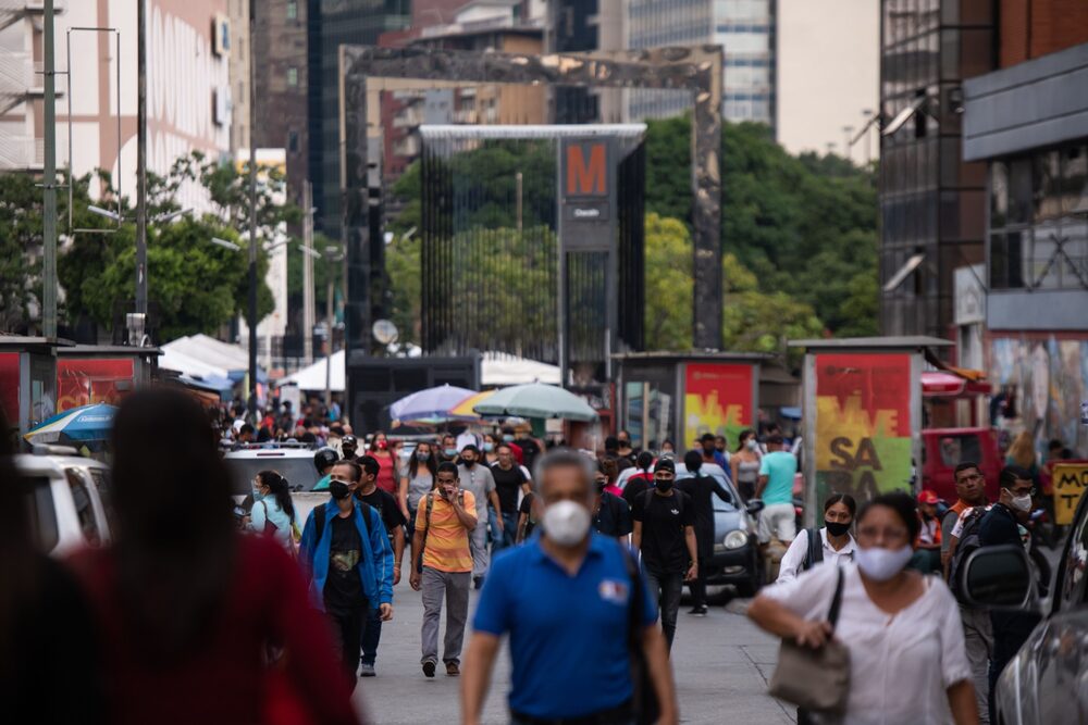 Venezuela pode crescer até 5% segundo a Comissão Econômica para a América Latina e o Caribe (Cepal)No entanto, o PIB do país ainda representa apenas 26% do valor registrado em 2013 Venezuela pode crescer até 5% segundo a Comissão Econômica para a América Latina e o Caribe (Cepal)No entanto, o PIB do país ainda representa apenas 26% do valor registrado em 2013