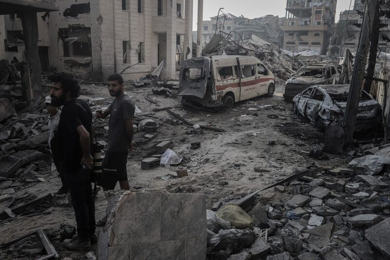 Edificios y vehículos destruidos en la ciudad de Gaza en julio. Edificios y vehículos destruidos en la ciudad de Gaza en julio.