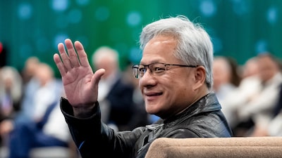 Jensen Huang prevé que Nvidia duplique sus ventas de chips en 2027 por el auge de la IA Jensen Huang prevé que Nvidia duplique sus ventas de chips en 2027 por el auge de la IA