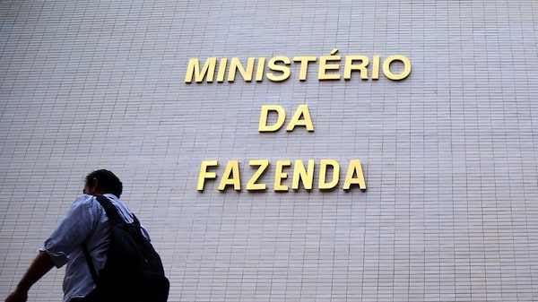 De Kayath a Mansueto: os cotados para a economia de Flávio Bolsonaro, segundo fontes De Kayath a Mansueto: os cotados para a economia de Flávio Bolsonaro, segundo fontes