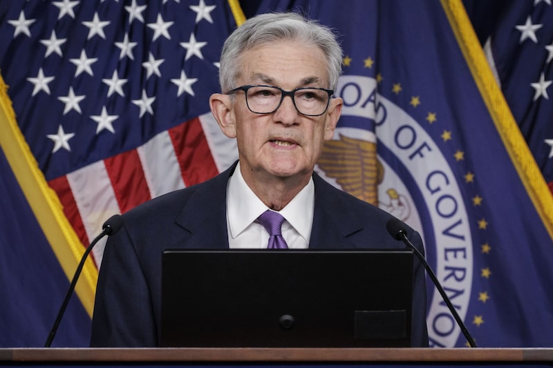 Jerome Powell, presidente do Federal Reserve dos EUA, fala durante uma entrevista coletiva após uma reunião do Federal Open Market Committee (FOMC) em Washington, DC, EUA Jerome Powell, presidente do Federal Reserve dos EUA, fala durante uma entrevista coletiva após uma reunião do Federal Open Market Committee (FOMC) em Washington, DC, EUA