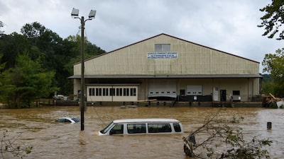 Helene hace que el sur de EE.UU. se enfrente a otro día de inundaciones mortales Helene hace que el sur de EE.UU. se enfrente a otro día de inundaciones mortales