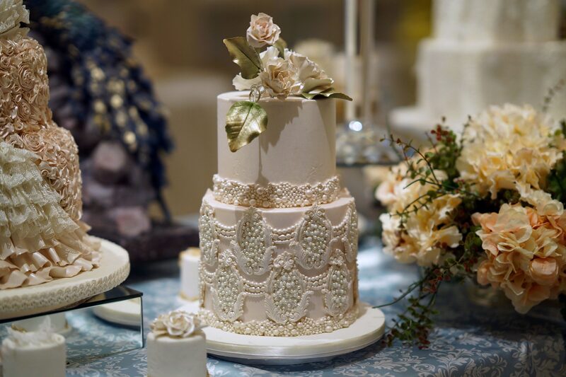 Taxas de casamento caíram de cerca de oito por 1.000, em 2000, para aproximadamente cinco por 1.000 em 2020 Taxas de casamento caíram de cerca de oito por 1.000, em 2000, para aproximadamente cinco por 1.000 em 2020