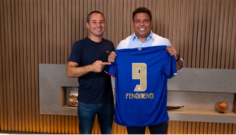 Thiago Maffra, CEO da XP Inc. diz que a compra do Cruzeiro por Ronaldo Fenômeno marca o início de um novo ciclo virtuoso para o futebol brasileiro Thiago Maffra, CEO da XP Inc. diz que a compra do Cruzeiro por Ronaldo Fenômeno marca o início de um novo ciclo virtuoso para o futebol brasileiro