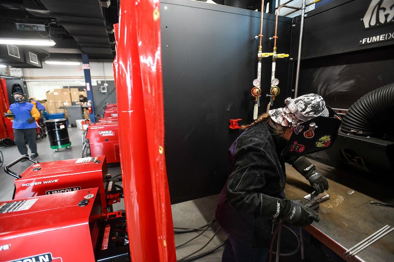 Productividad laboral en EE.UU. se acelera mientras las empresas buscan recortar costos Productividad laboral en EE.UU. se acelera mientras las empresas buscan recortar costos