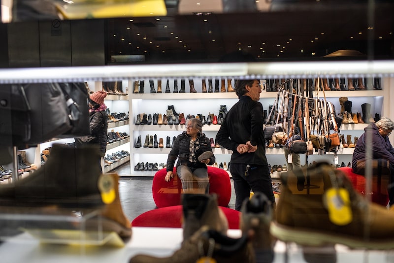 Los precios al consumidor en Chile aumentaron un 0,4% en septiembre con respecto a agosto. Fotógrafo: Cristóbal Olivares/Bloomberg. Los precios al consumidor en Chile aumentaron un 0,4% en septiembre con respecto a agosto. Fotógrafo: Cristóbal Olivares/Bloomberg.