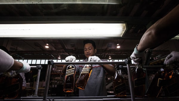 Diageo mira expansão no Brasil após setor enfrentar desafio com a crise do metanol Diageo mira expansão no Brasil após setor enfrentar desafio com a crise do metanol