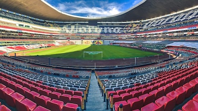 Jogo das ‘lendas’ de Brasil e México vira teste para sistema cashless antes da Copa Jogo das ‘lendas’ de Brasil e México vira teste para sistema cashless antes da Copa