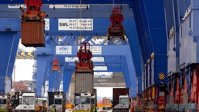 Déficit comercial de EE.UU. se reduce al menor desde 2020: aumentan exportaciones de oro Déficit comercial de EE.UU. se reduce al menor desde 2020: aumentan exportaciones de oro