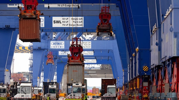 Déficit comercial de EE.UU. se reduce al menor desde 2020: aumentan exportaciones de oro Déficit comercial de EE.UU. se reduce al menor desde 2020: aumentan exportaciones de oro