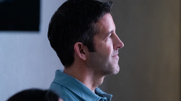 Novo CEO da Apple, Ternus vai enfrentar desafio de reter talentos em meio à transição Novo CEO da Apple, Ternus vai enfrentar desafio de reter talentos em meio à transição