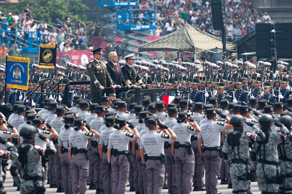 Andrés Manuel López Obrador, presidente de México, durante el desfile militar en conmemoración del Inicio de la Independencia de México, el 16 de septiembre de 2024. Andrés Manuel López Obrador, presidente de México, durante el desfile militar en conmemoración del Inicio de la Independencia de México, el 16 de septiembre de 2024.