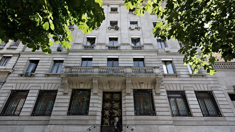 Com risco de juro mais alto no radar, banco suíço aponta 10 teses para investir Com risco de juro mais alto no radar, banco suíço aponta 10 teses para investir