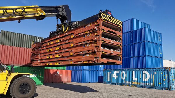 Contenedores marítimos plegables: ¿una cura para los atascos logísticos? Contenedores marítimos plegables: ¿una cura para los atascos logísticos?