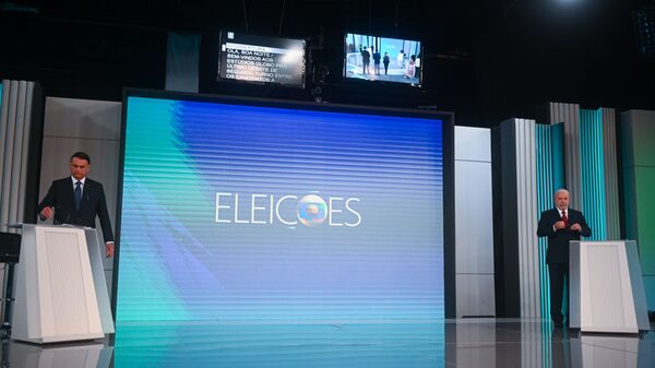 Bolsonaro or Lula: Brazilians Vote in a Historic Presidential Runoff Bolsonaro or Lula: Brazilians Vote in a Historic Presidential Runoff