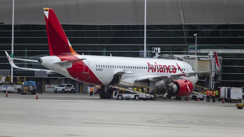 Abra Group, matriz de Avianca y Gol, ve “muy difícil” salir a bolsa en 2026 por dudas sobre el combustible Abra Group, matriz de Avianca y Gol, ve “muy difícil” salir a bolsa en 2026 por dudas sobre el combustible