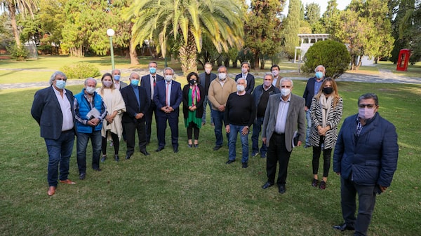 Inflación: los gremios reabren paritarias y presionan por aumentos mayores al 40% Inflación: los gremios reabren paritarias y presionan por aumentos mayores al 40%